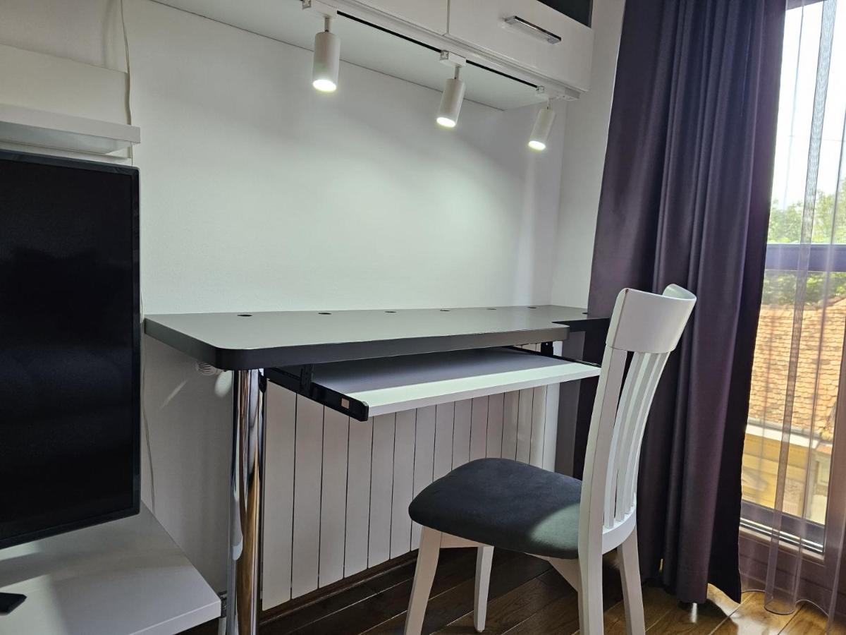 נובי סאד Bright Side Apartment מראה חיצוני תמונה